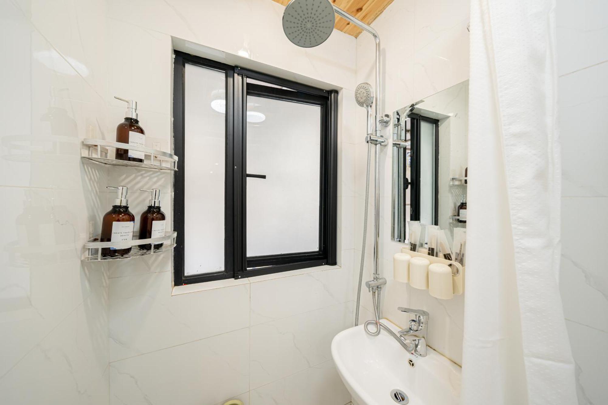 Apartment Hills & Well-time Velvet Glow Near Tianzifang And Riyueguang Center Close To Line 9 *